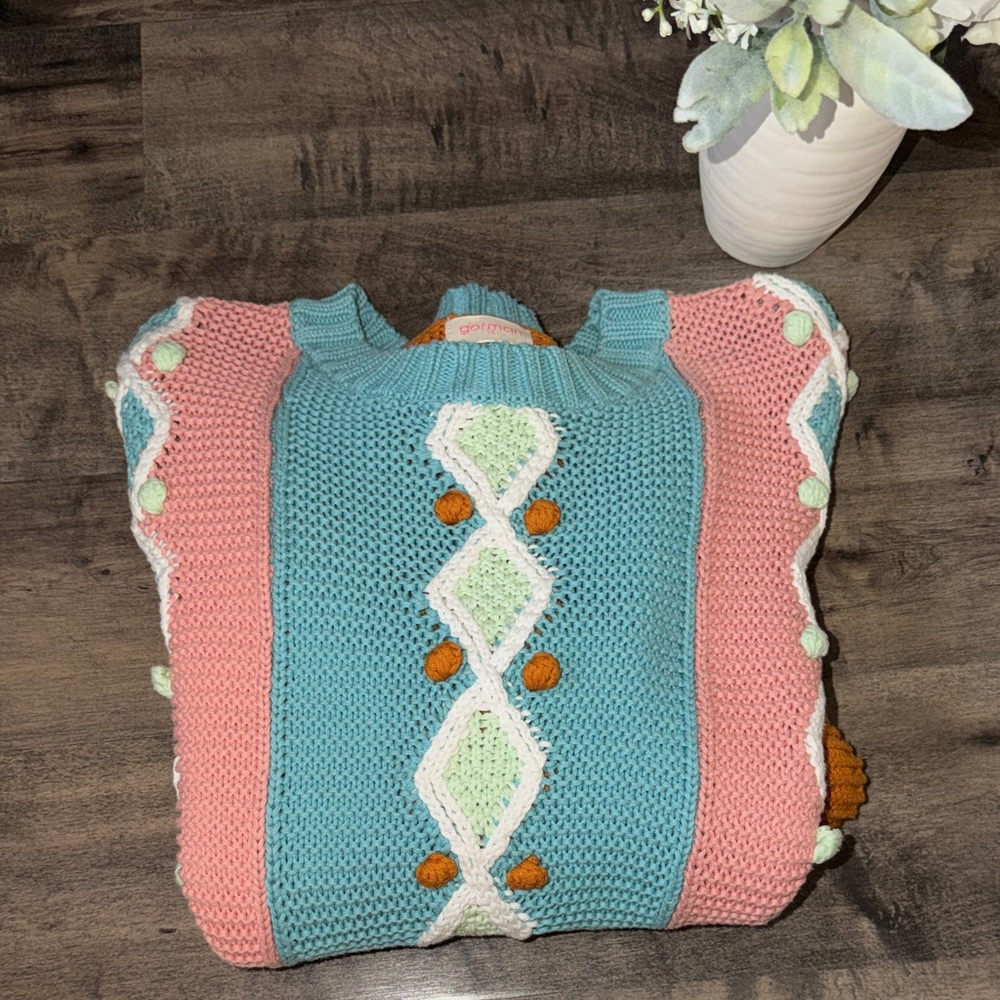Gorman Pink and Blue Knit Sweater with Geometric Pattern - Picture 2 of 8